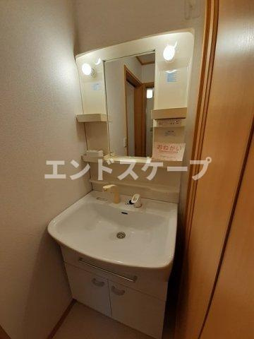 ディオールⅢの洗面所|高崎、前橋のお部屋探しはエンドスケープまで！お客様の理想お聞かせ下さい♪