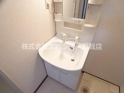 【独立洗面台】 | ケープビル | 独立洗面台で身支度をすべて済ませてしまいましょう