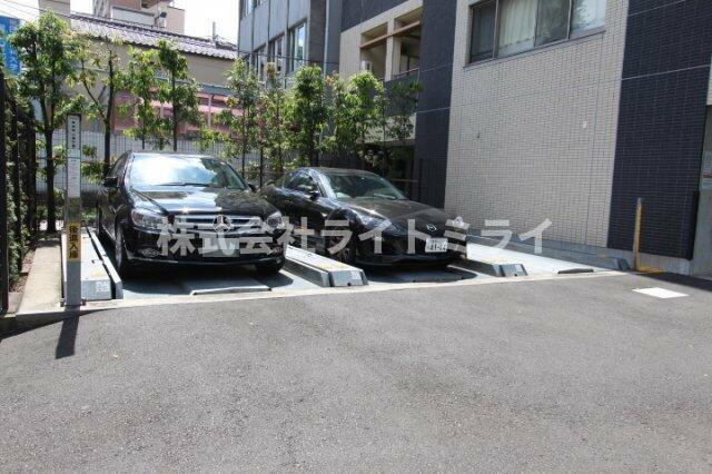 プライムアーバン本駒込の駐車場|※参考写真 