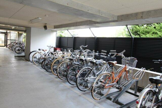 プライムアーバン本駒込のその他共用部分|駐輪場　※参考写真 