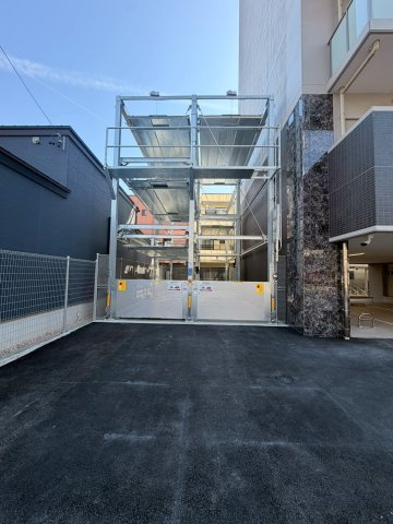 ディアレイシャス名古屋太閤通Ⅳ　名古屋市賃貸　仲介手数料無料の駐車場