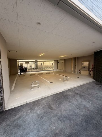ディアレイシャス名古屋太閤通Ⅳ　名古屋市賃貸　仲介手数料無料の駐車場