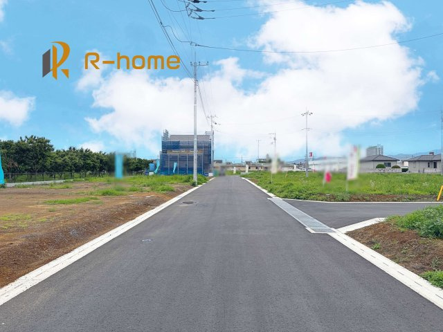 笠間市旭町第13　新築戸建て　3号棟の前面道路含む現地写真|周辺環境も併せて案内致します♪
ぜひ現地へお越しください♪