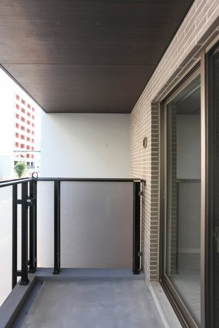 サヴォイラルカンジュ　9階のバルコニー|別号室のものになります。現状優先。