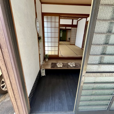 【玄関】 | 中山町S邸貸家