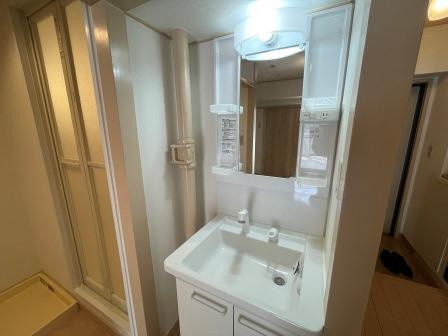 三栄ハイツの洗面所|※別部屋写真