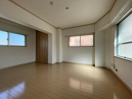 三栄ハイツの洋室|※別部屋写真
