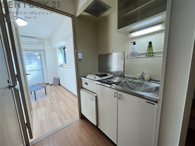 壁付けキッチンでスペースを最大限有効活用できます！