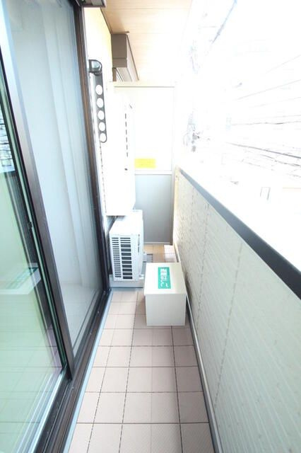 リヴェール狸穴のバルコニー
