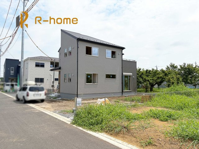 笠間市旭町第13　新築戸建て　6号棟の外観|ご予約を頂ければ、『平日』はもちろん『早朝』や『夜間』もご見学可能です♪お気軽にお申し付けください♪