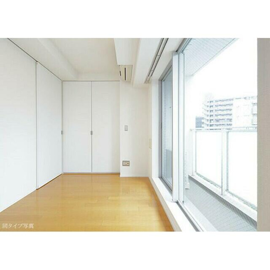 【その他】 | コンフォリア西新宿 | きれいなフローリング。