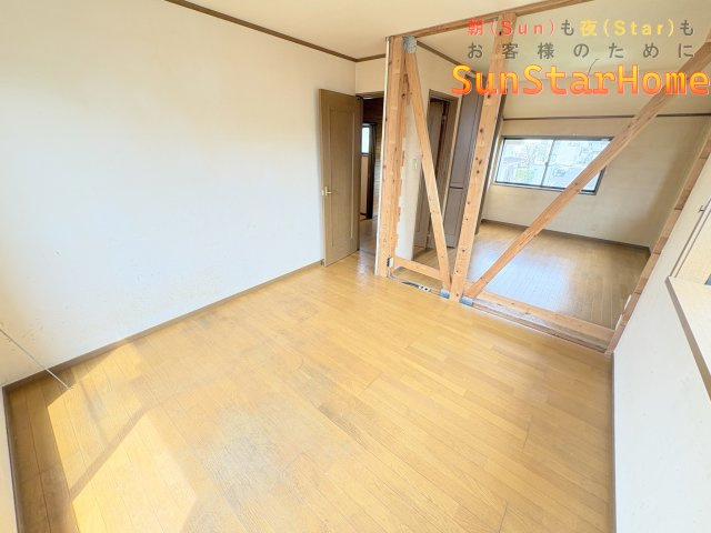 【サンスターホーム】羽村市神明台1丁目　リフォーム済み中古戸建の洋室