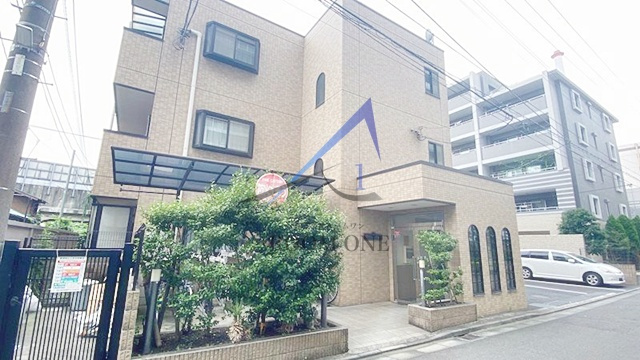 ラティーダ下並木
