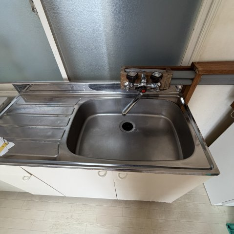 室蘭市本町2丁目7-5戸建のキッチン