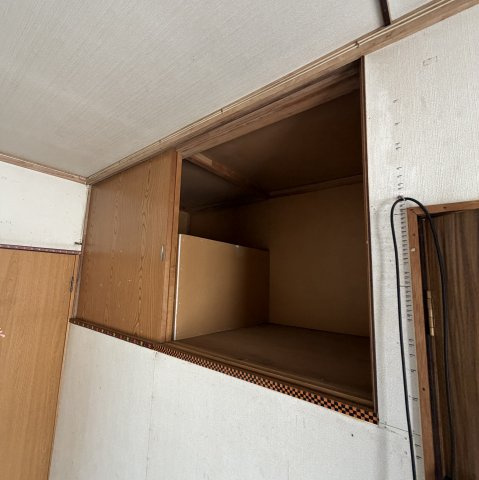室蘭市本町2丁目7-5戸建の収納