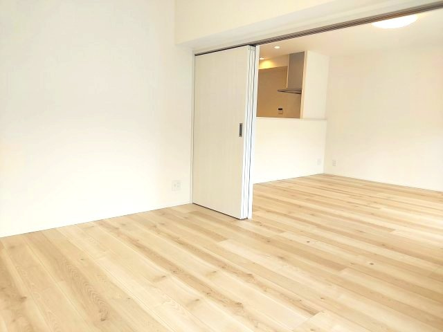 ローズハイツ宝塚の洋室|洋室約6.4帖