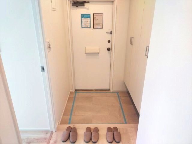 ローズハイツ宝塚の玄関