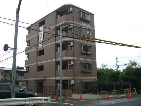 町田市小山町の賃貸マンションの外観