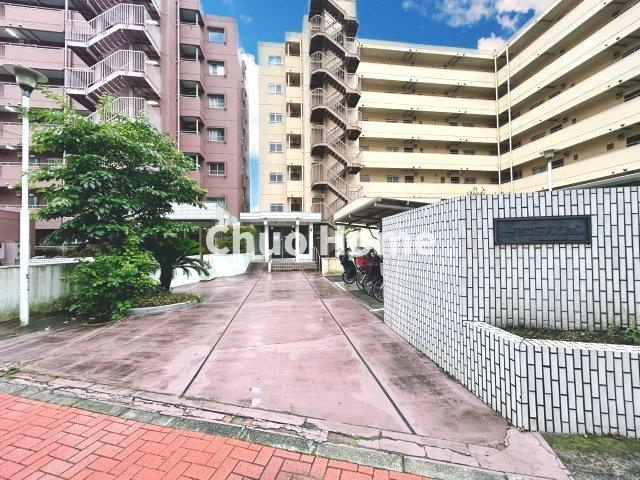 トーア立石マンションのエントランス|【エントランス】マンションのエントランスは、その物件の印象を決める、顔とも言える場所です。毎日通る場所ですからきれいなのが一番です。