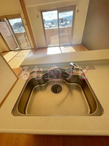 福岡市博多区諸岡３丁目の賃貸マンションの収納