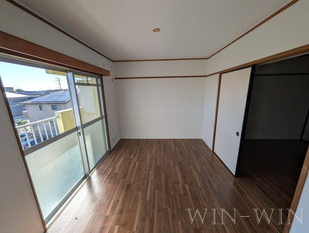 朝日マンションの居間・リビング|イメージ（同建物内別部屋の写真です）