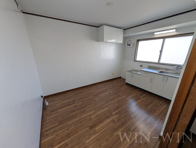 朝日マンションのキッチン|イメージ（同建物内別部屋の写真です）