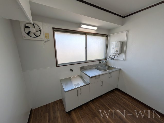 朝日マンションのキッチン|イメージ（同建物内別部屋の写真です）