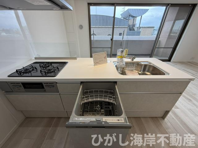 プリムローズ平塚のキッチン|新規リフォーム完了！　食洗器付きシステムキッチン