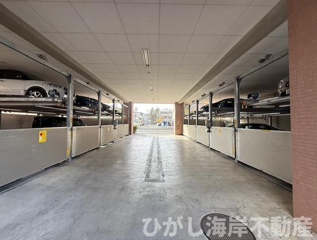プリムローズ平塚の駐車場|敷地内駐車場
