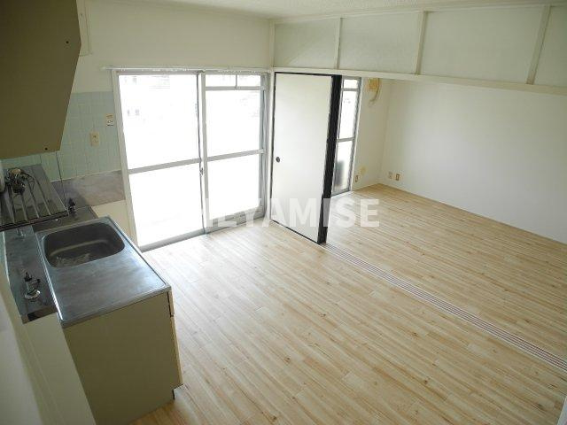 ビレッジハウス愛野1号棟の内装|※室内写真は別号室のもの※