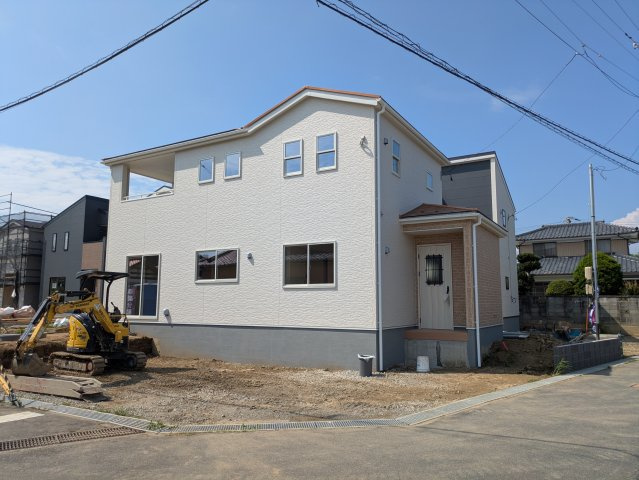 【いわき市錦町江栗1丁目／5号棟】☆キッチンパントリー☆インナーバルコニー♪☆ストレージルーム♪