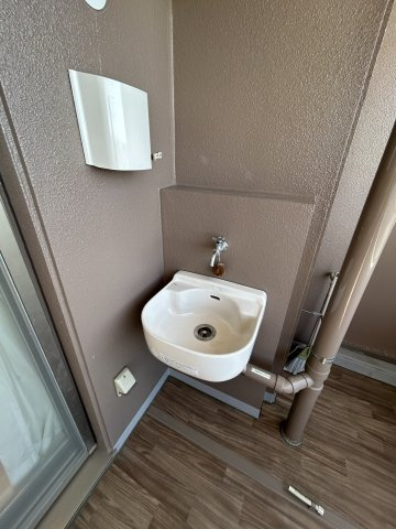 ポレスターブロードシティ日光町のバルコニー