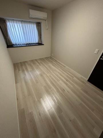 ポレスターブロードシティ日光町の洋室