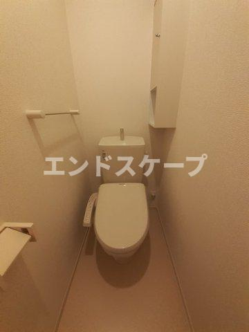 ルストパラディⅠのトイレ|高崎、前橋のお部屋探しはエンドスケープまで！お客様の理想お聞かせ下さい♪