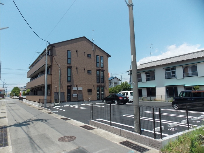 Serenoの駐車場