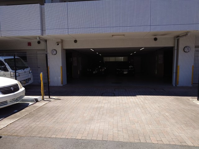 川崎市中原区上小田中３丁目の駐車場