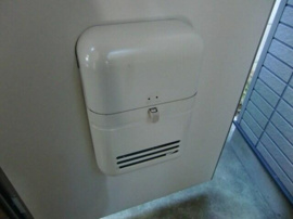 玄関郵便受け