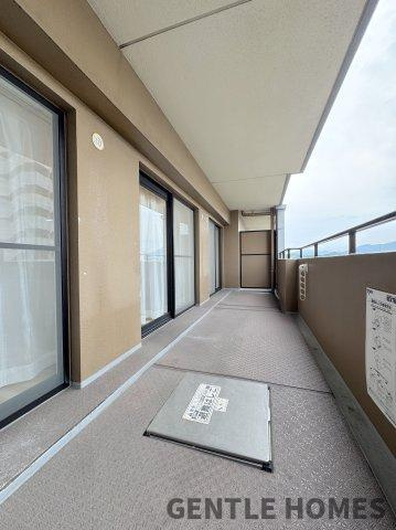 JGMヴェルデ板付中央公園前のバルコニー