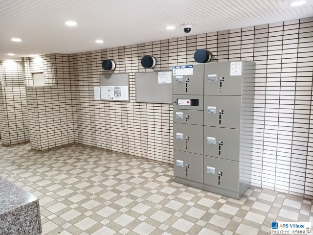 朝日プラザ上福岡の設備|外出が多い方にも安心な宅配ボックス完備