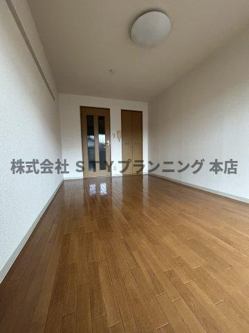 仲介手数料0円！レジデンス司Ⅲの居間・リビング