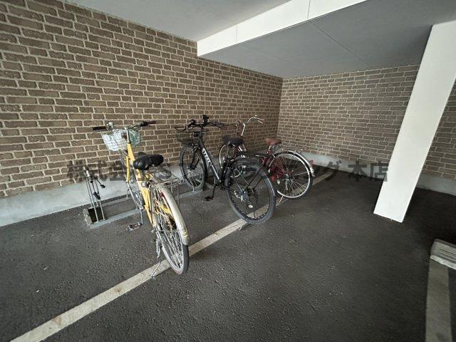 仲介手数料0円！レジデンス司Ⅲの駐車場