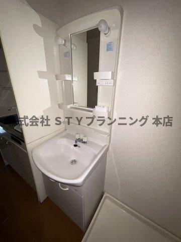 仲介手数料0円！レジデンス司Ⅲの洗面所