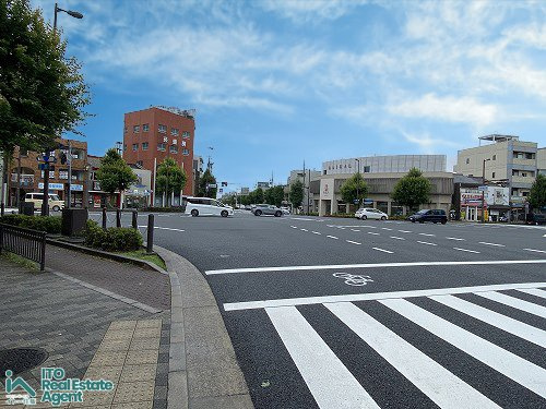 下鴨本町 建築条件無し 土地の前面道路含む現地写真