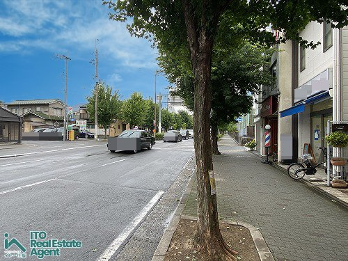 下鴨本町 建築条件無し 土地の前面道路含む現地写真
