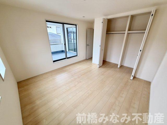 【新築】北群馬郡吉岡町下野田第13　１号棟(全３棟)　リーブルガーデン　新築建売分譲の洋室|個人の部屋や寝室として使える洋室です
