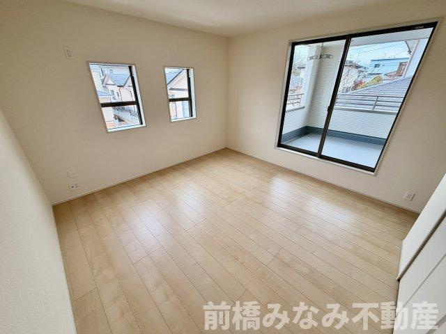 【新築】北群馬郡吉岡町下野田第13　１号棟(全３棟)　リーブルガーデン　新築建売分譲の洋室|個人の部屋や寝室として使える洋室です