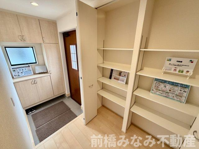 【新築平屋】前橋市小坂子町　限定１棟　リーブルガーデン　新築建売の玄関|毎日通る玄関はこちらです