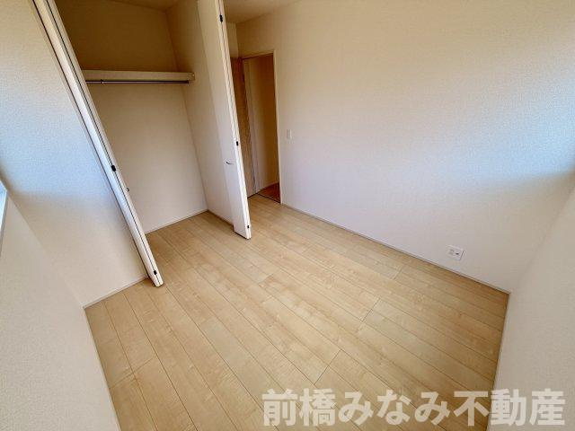 【新築平屋】前橋市小坂子町　限定１棟　リーブルガーデン　新築建売の洋室|コンパクトで使いやすい洋室です