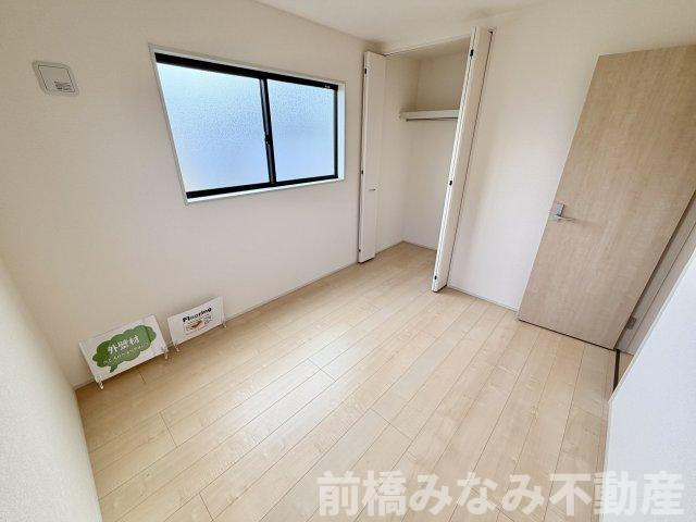 【新築平屋】前橋市小坂子町　限定１棟　リーブルガーデン　新築建売の洋室|ゆったりした洋室です