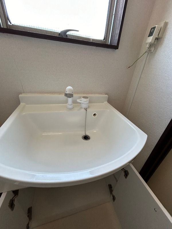 クロノス平塚北の洗面所